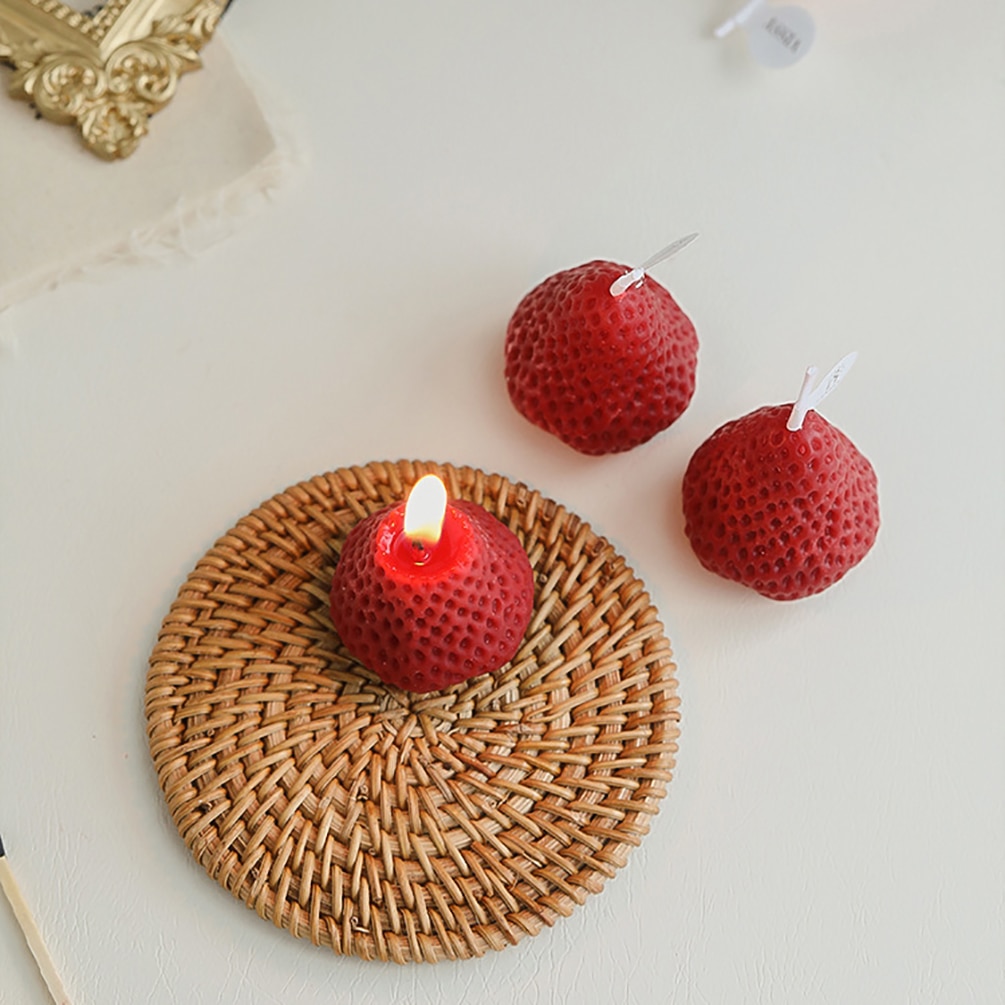 Scented and Realistic Strawberry Candle (4 pcs) Scented and Realistic Strawberry Candle (4 pcs)