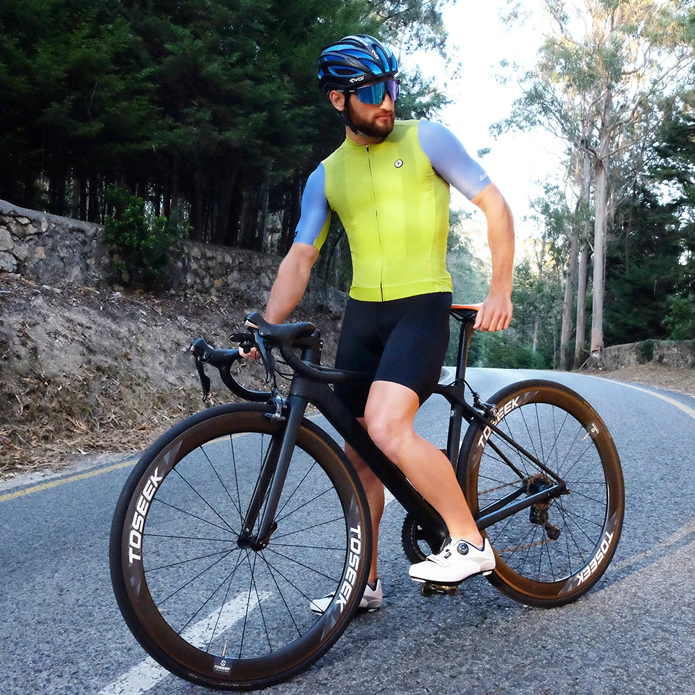 Seamless Men's Cycling Bib Shorts Seamless Men's Cycling Bib Shorts