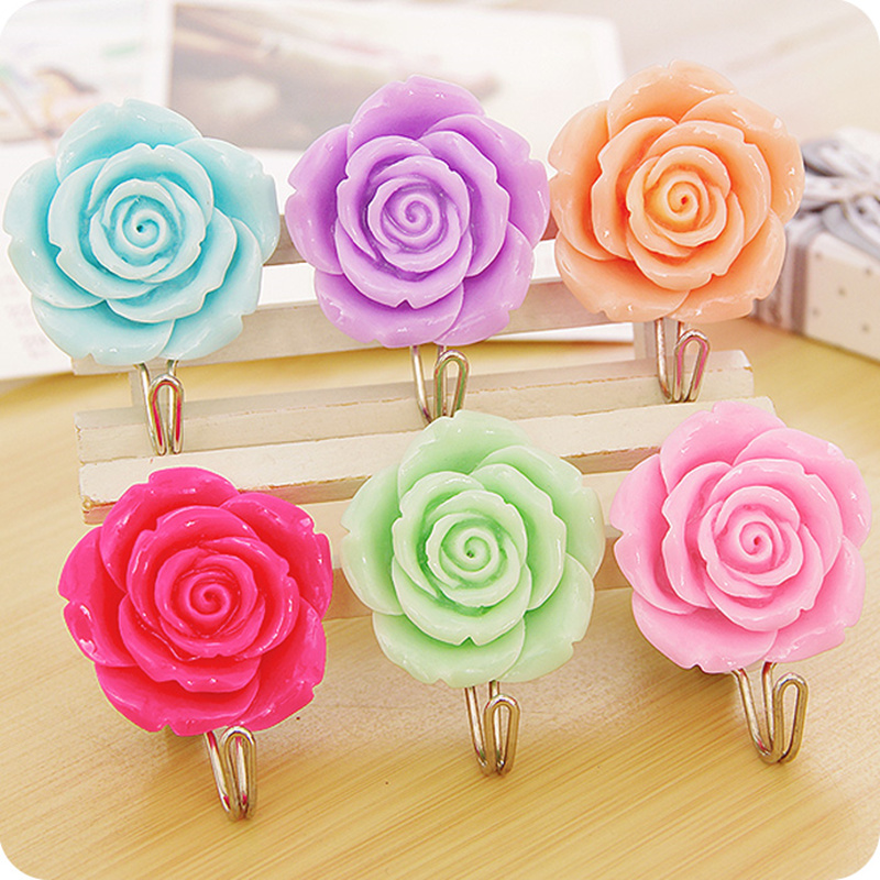Self Adhesive Flower Wall Hooks (2pcs) Self Adhesive Flower Wall Hooks (2pcs)
