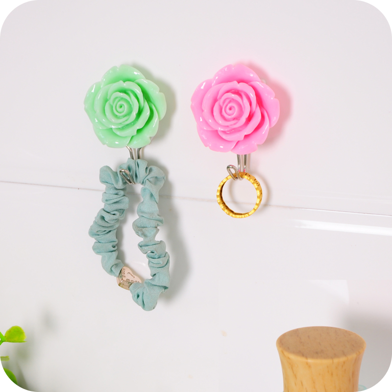 Self Adhesive Flower Wall Hooks (2pcs) Self Adhesive Flower Wall Hooks (2pcs)