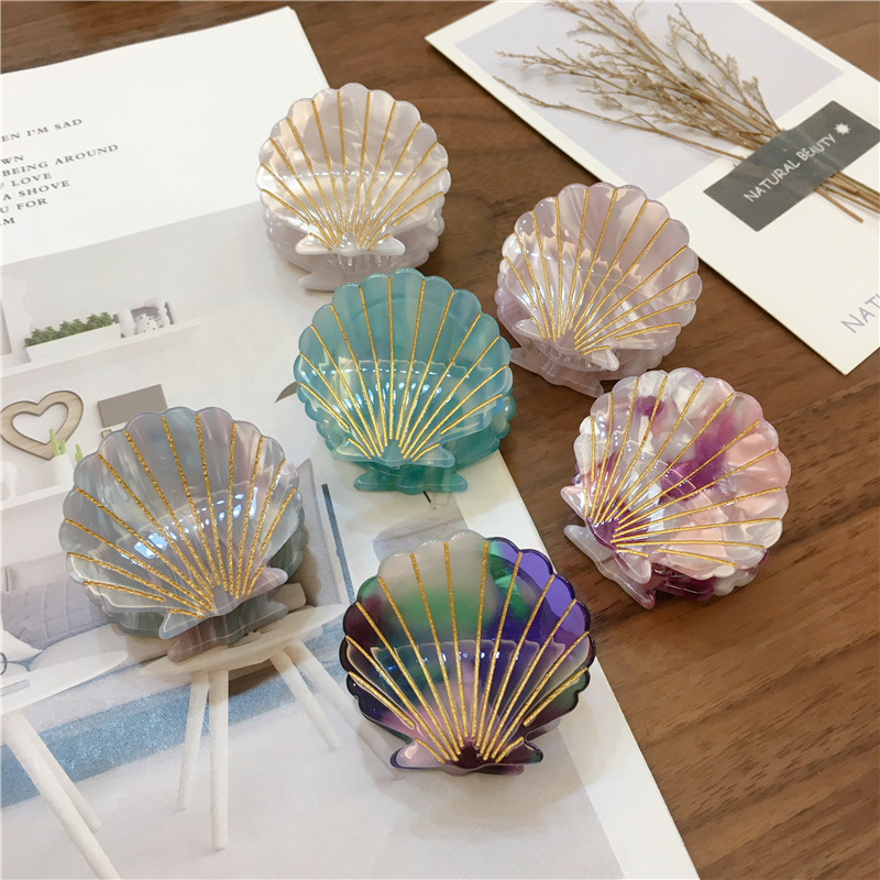Shiny Plastic Seashell Claw Clip Shiny Plastic Seashell Claw Clip