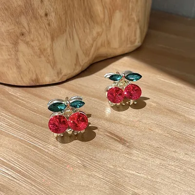 Shiny Red Rhinestone Cherry Hair Clips (2 pcs) Shiny Red Rhinestone Cherry Hair Clips (2 pcs)