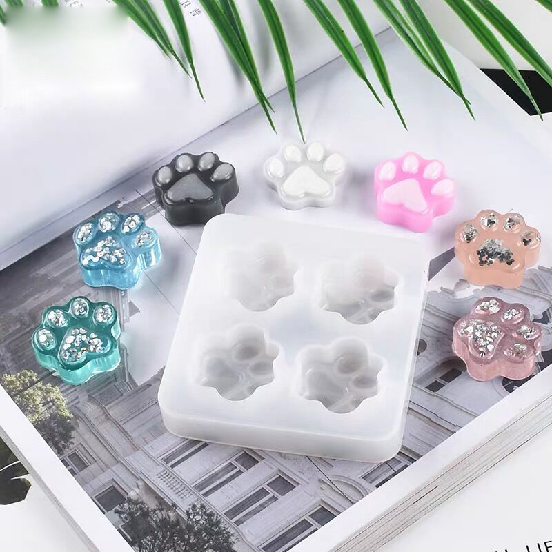 Silicone 4 Slot Paw Print Mold Silicone 4 Slot Paw Print Mold