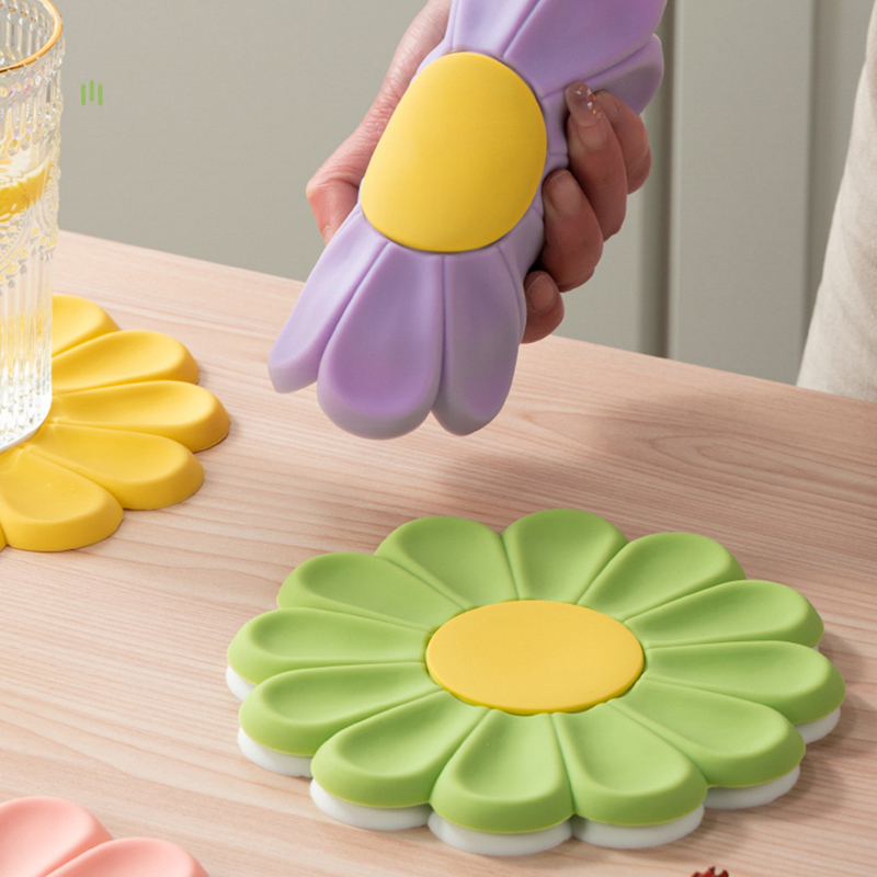 Silicone Daisy Coaster Silicone Daisy Coaster
