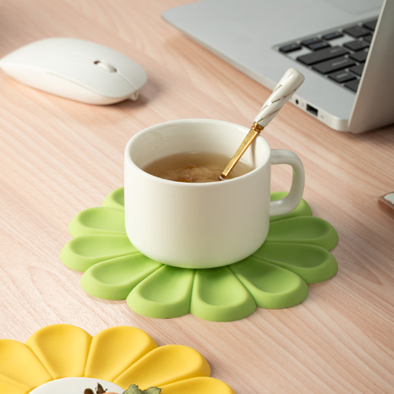 Silicone Daisy Coaster Silicone Daisy Coaster