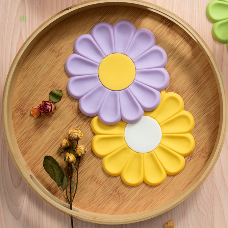Silicone Daisy Coaster Silicone Daisy Coaster
