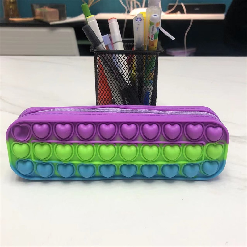 Silicone Heart Pop Pencil Case Silicone Heart Pop Pencil Case