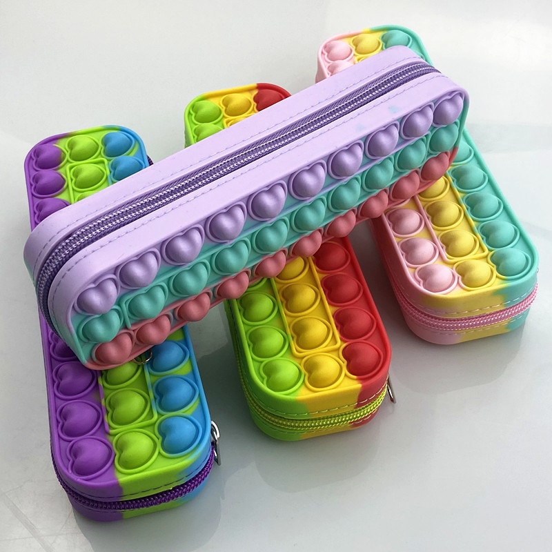 Silicone Heart Pop Pencil Case Silicone Heart Pop Pencil Case