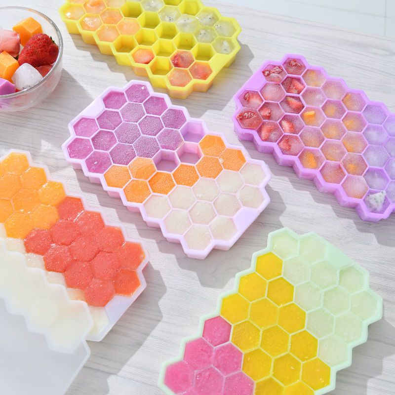 Silicone Honeycomb Ice Tray with Cover Silicone Honeycomb Ice Tray with Cover