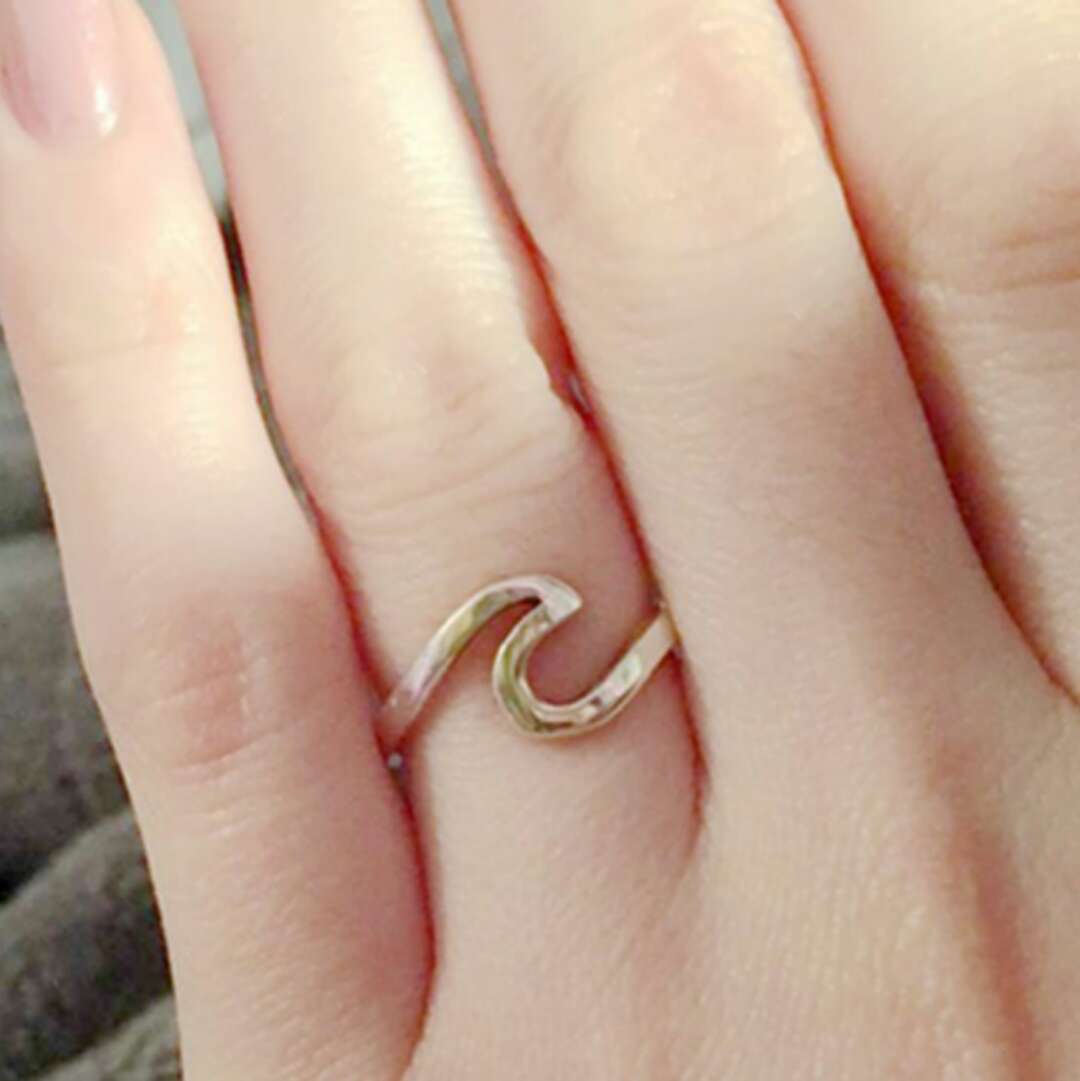 Simple and Stylish Gold Wave Ring Simple and Stylish Gold Wave Ring