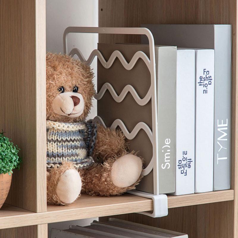 Simple Plastic Closet Shelf Divider