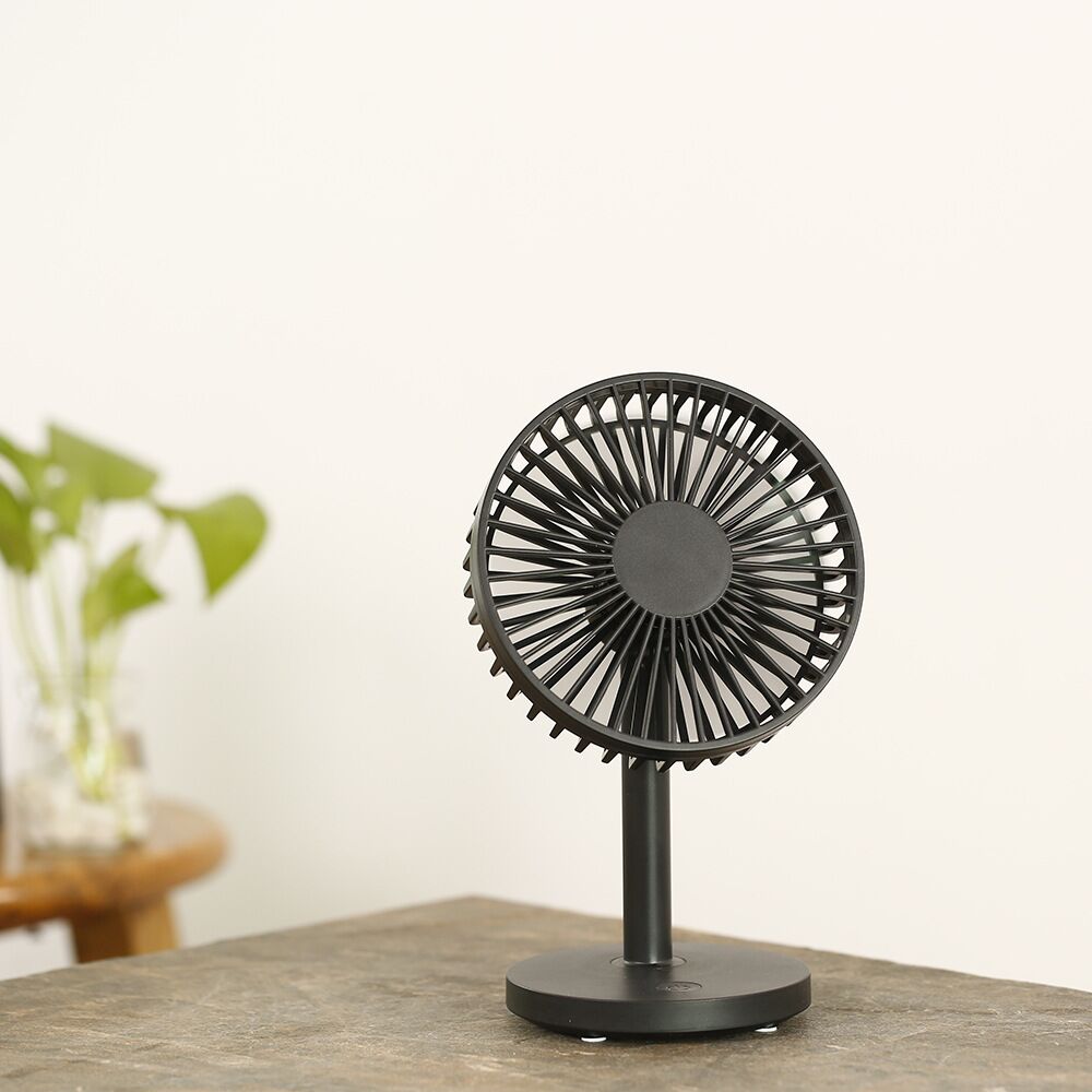 Small Desk Fan Portable Device Small Desk Fan Portable Device