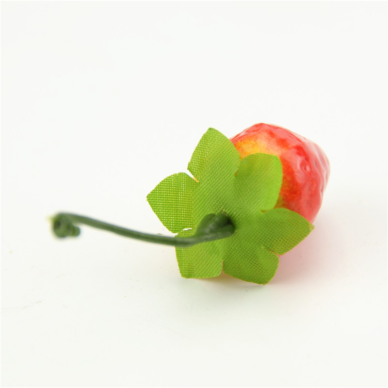 Small Foam Fake Strawberries (10pcs)