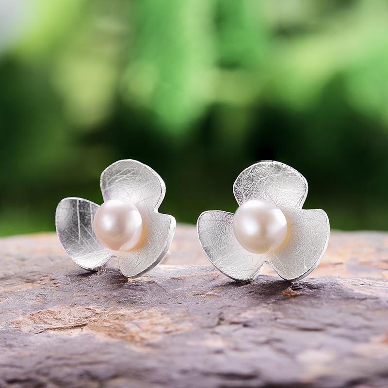 Small Pearl Stud Earrings With Clover Design