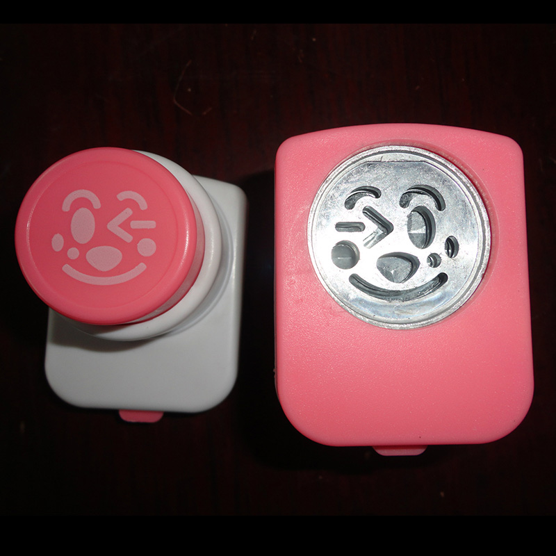 Smiley Face Nori Punch Cutter Smiley Face Nori Punch Cutter