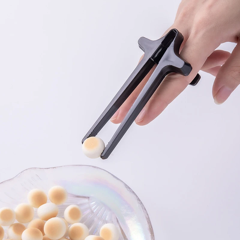 Snack Finger Chopsticks Lazy Fingers Snack Clip Training Learning Chopsticks Aids No Dirty Hands Chopsticks Gadgets Snack Finger Chopsticks Lazy Fingers Snack Clip Training Learning Chopsticks Aids No Dirty Hands Chopsticks Gadgets