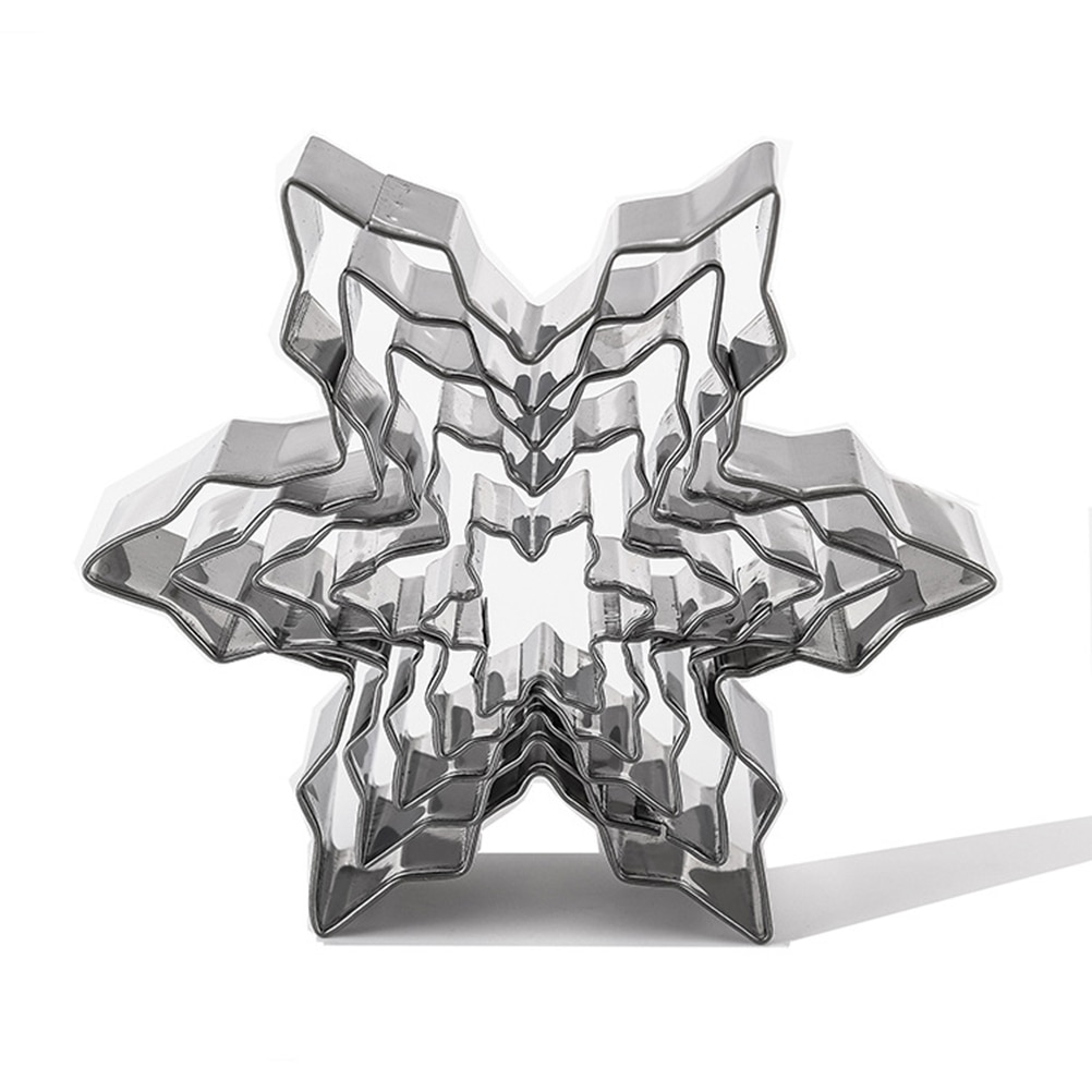 Snowflake Cookie Cutters 5-Piece Set Snowflake Cookie Cutters 5-Piece Set