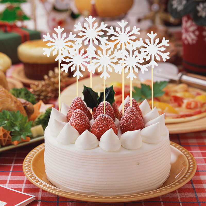 Snowflake Cupcake Toppers (50Pcs) Snowflake Cupcake Toppers (50Pcs)