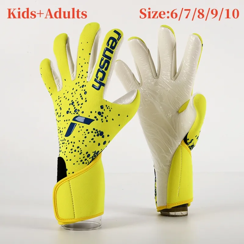 Soccer Goalkeeper Gloves (1 pair) Soccer Goalkeeper Gloves (1 pair)