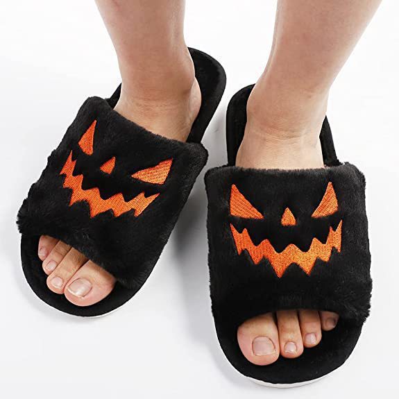 Soft and Fluffy Pumpkin Slippers Soft and Fluffy Pumpkin Slippers
