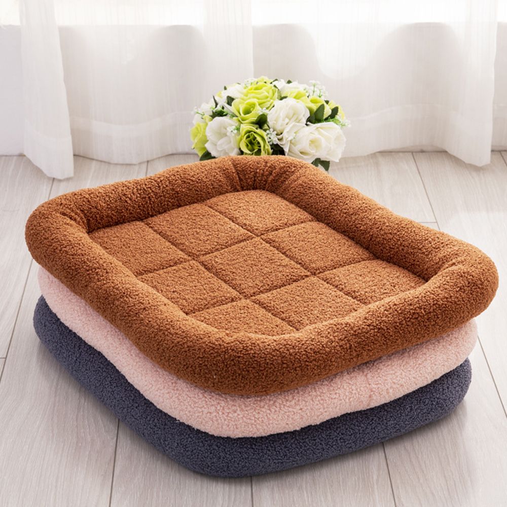Soft Pet Bed with Non Slip Bottom