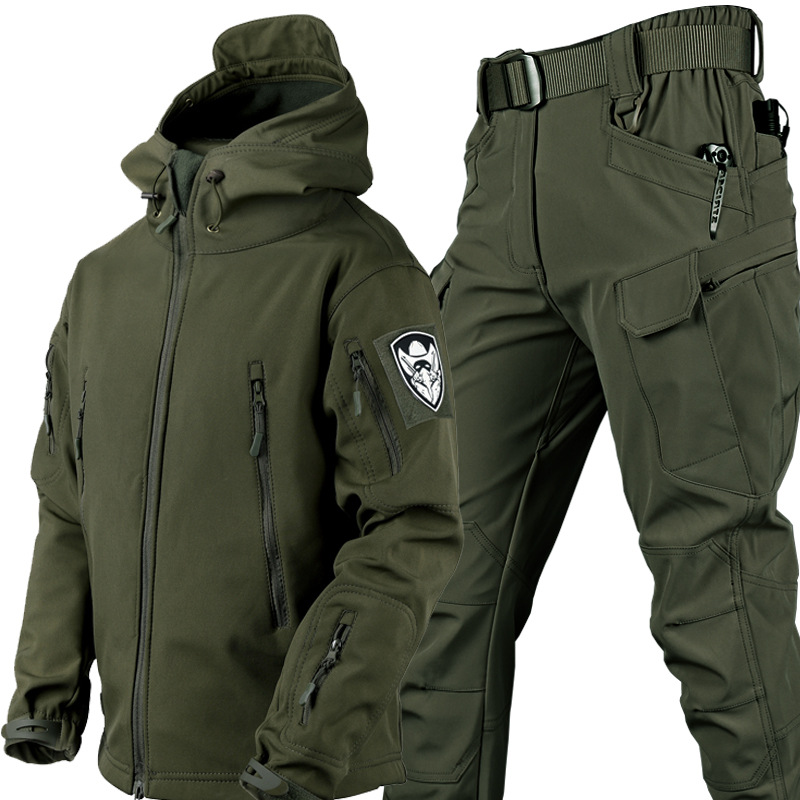 Soft Shell Autumn and Winter Plush Thickened Mountaineering Tactics Training Breathable Windproof Charge Suit