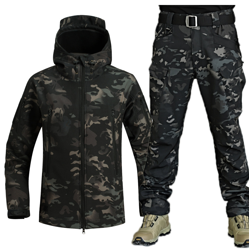 Soft Shell Autumn and Winter Plush Thickened Mountaineering Tactics Training Breathable Windproof Charge Suit
