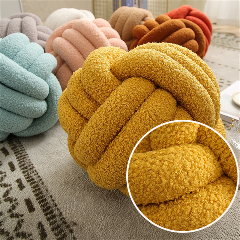 Soft Wool Knot Pillow Ball Soft Wool Knot Pillow Ball
