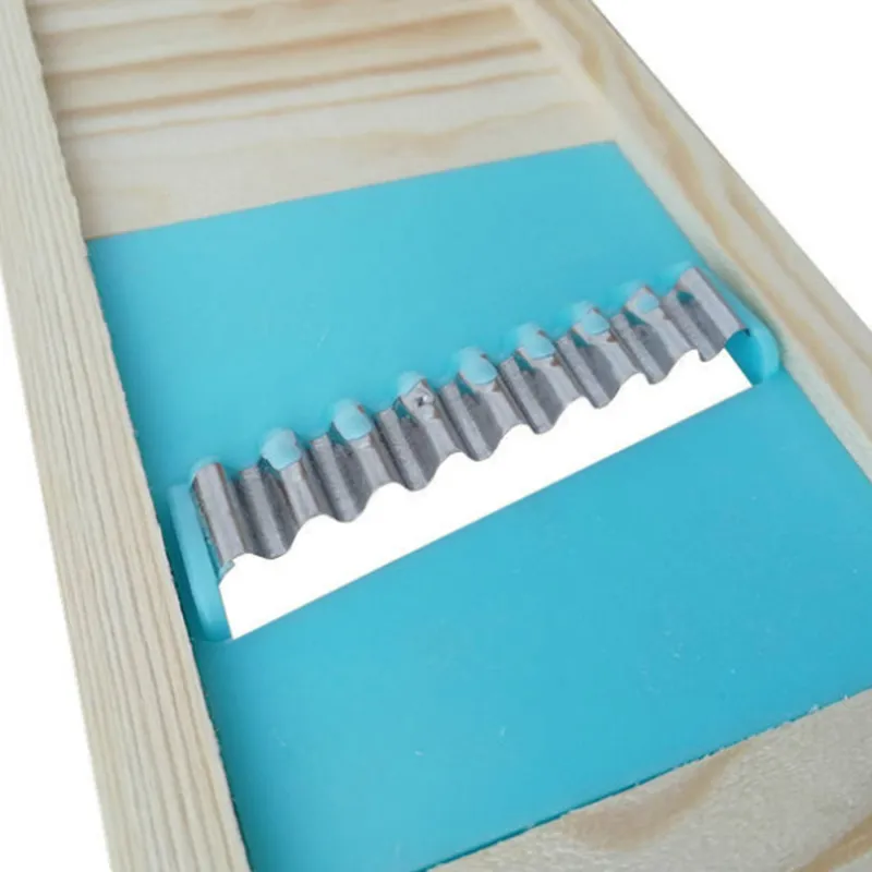 Solid Wood Potato Grid Slicer Vegetable Grater Corrugated Net Chopper Cutter Wave Knife Chipper Salad Kitchen Tool Solid Wood Potato Grid Slicer Vegetable Grater Corrugated Net Chopper Cutter Wave Knife Chipper Salad Kitchen Tool