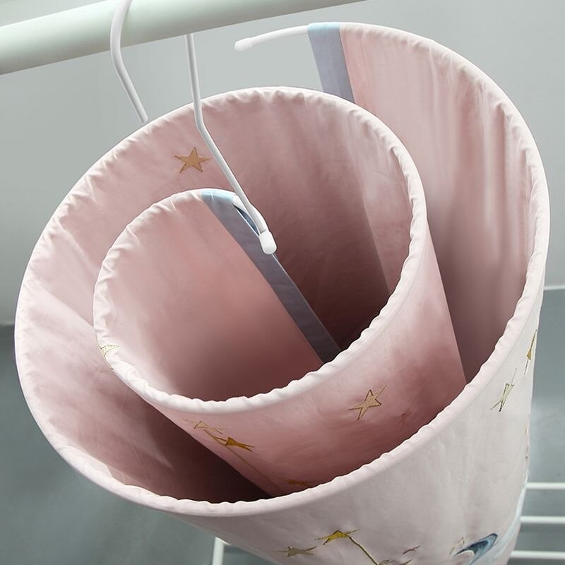 Spiral Space Saving Blanket Hanger Spiral Space Saving Blanket Hanger