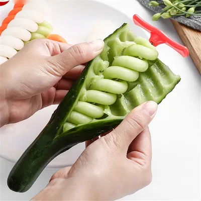 Spiral Vegetable Cutter Kitchen Tool Spiral Vegetable Cutter Kitchen Tool