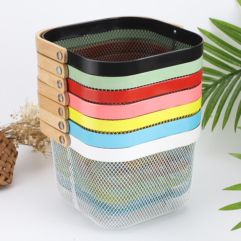 Steel Mesh Basket with Wooden Handle Steel Mesh Basket with Wooden Handle