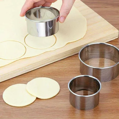 Steel Round Pastry Cutters (5pcs) Steel Round Pastry Cutters (5pcs)