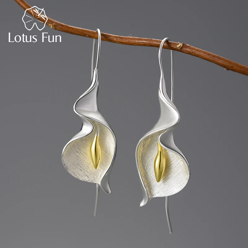 Sterling Silver Dangle Calla Lily Earrings Sterling Silver Dangle Calla Lily Earrings