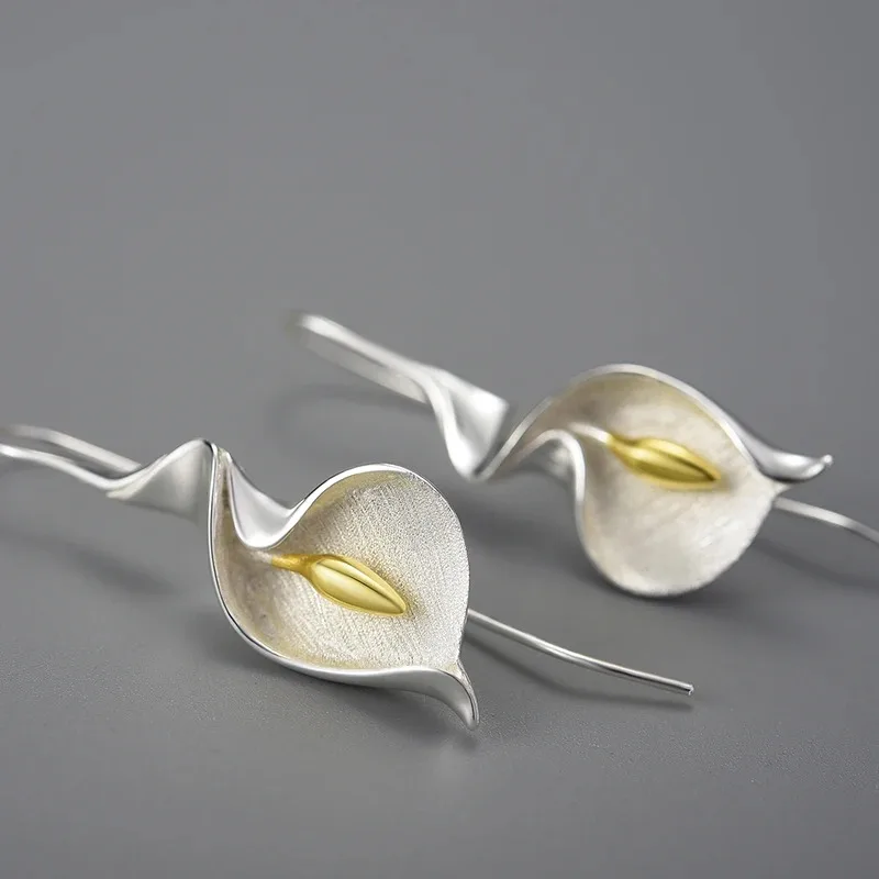 Sterling Silver Dangle Calla Lily Earrings Sterling Silver Dangle Calla Lily Earrings