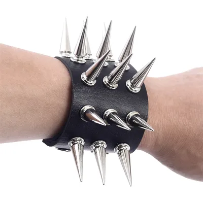 Stylish Punk Accessory Spiked Bracelet Stylish Punk Accessory Spiked Bracelet
