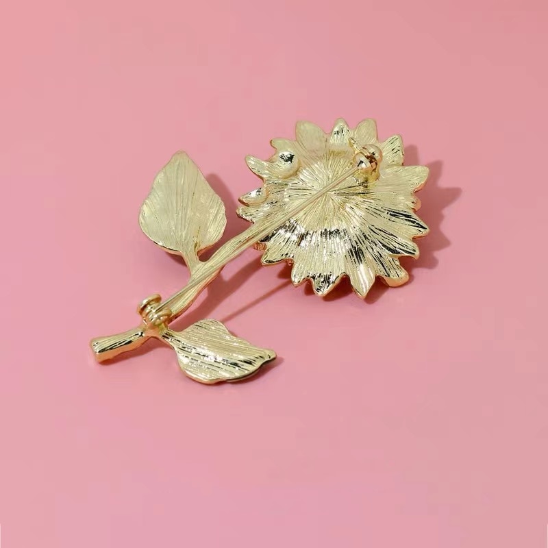 Sunflower Brooch Ladies Fashion Jewelry