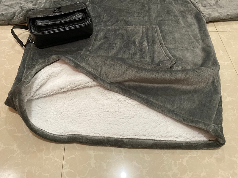 Sweatshirt Blanket Plush Warm Hoodie Sweatshirt Blanket Plush Warm Hoodie