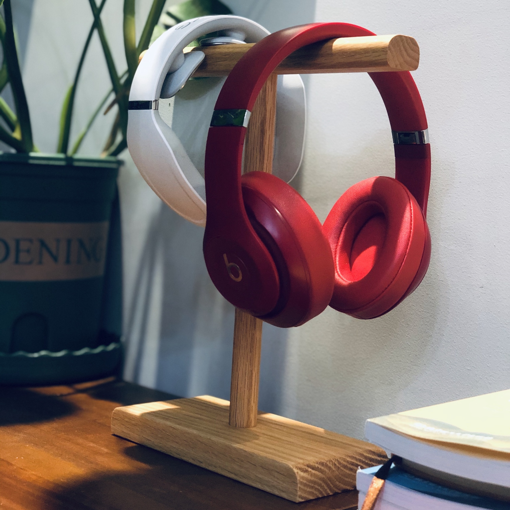 T Shaped Wooden Headphone Holder T Shaped Wooden Headphone Holder