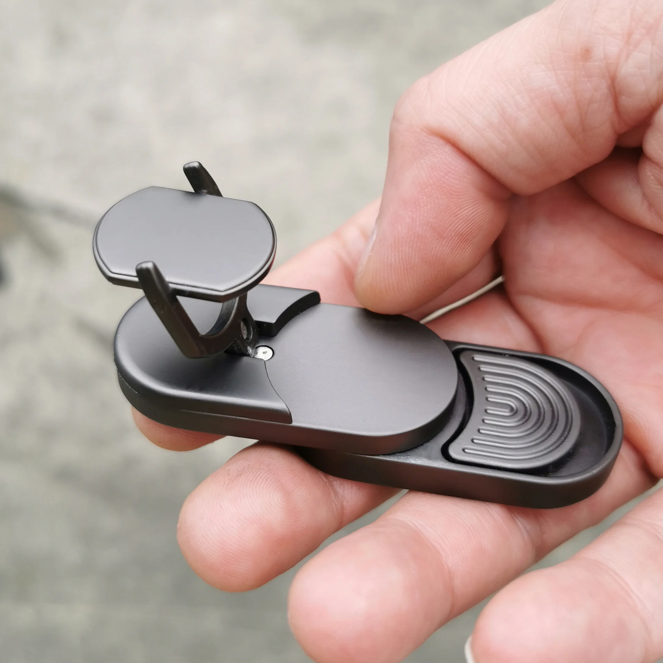 Target Push Slider Fidget Slider Toy Adult Metal Fidget Toy Finger Push Spin Coins Decompression Toys EDC Haptic Slider
