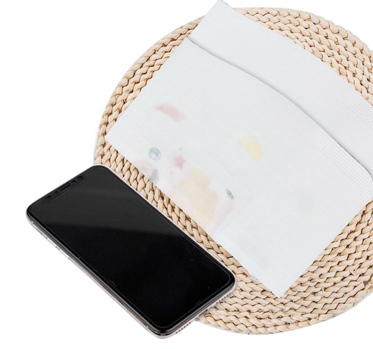 Thick Disposable Baby Bibs (20 pcs) Thick Disposable Baby Bibs (20 pcs)