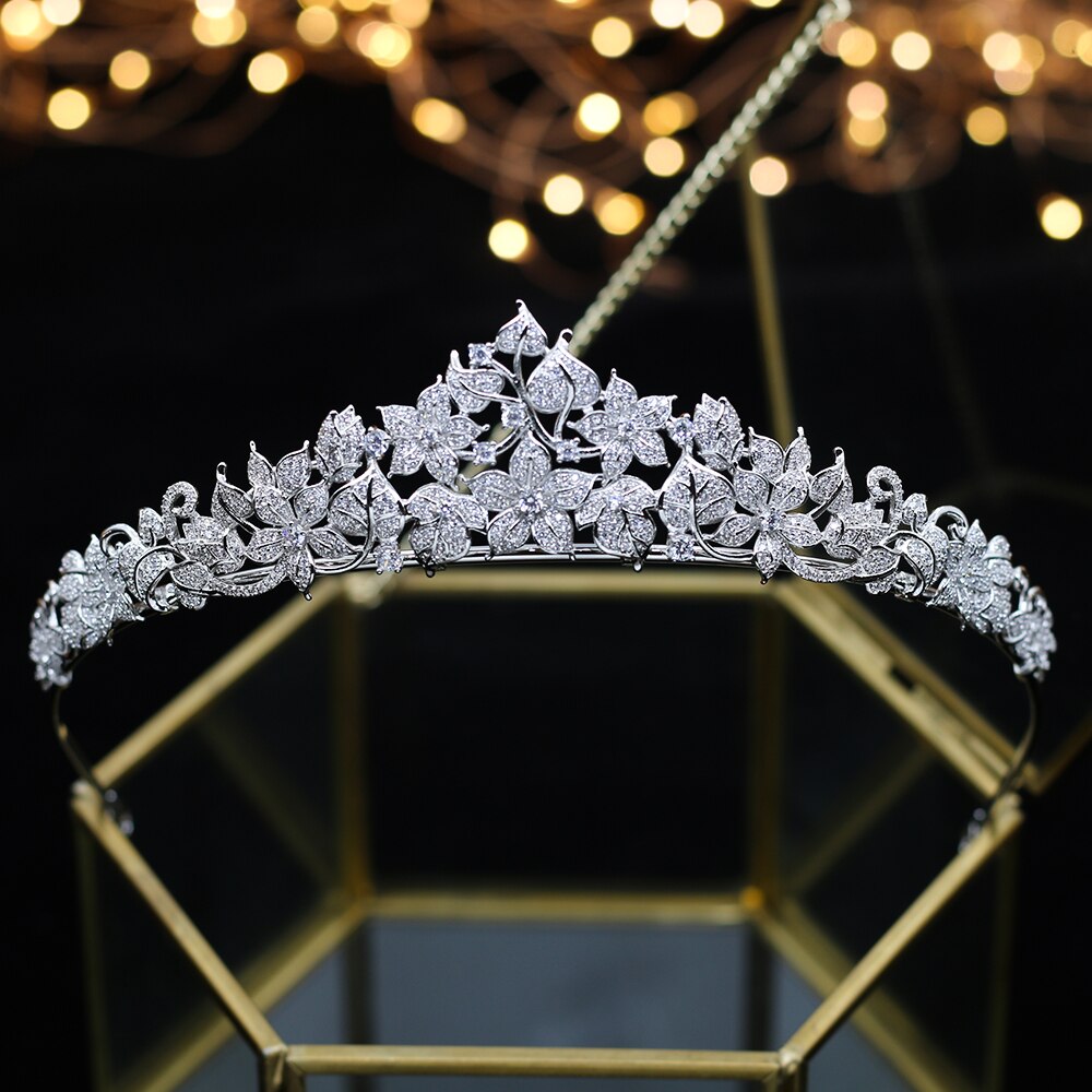 Tiara Headband Elegant Hair Accessory Tiara Headband Elegant Hair Accessory