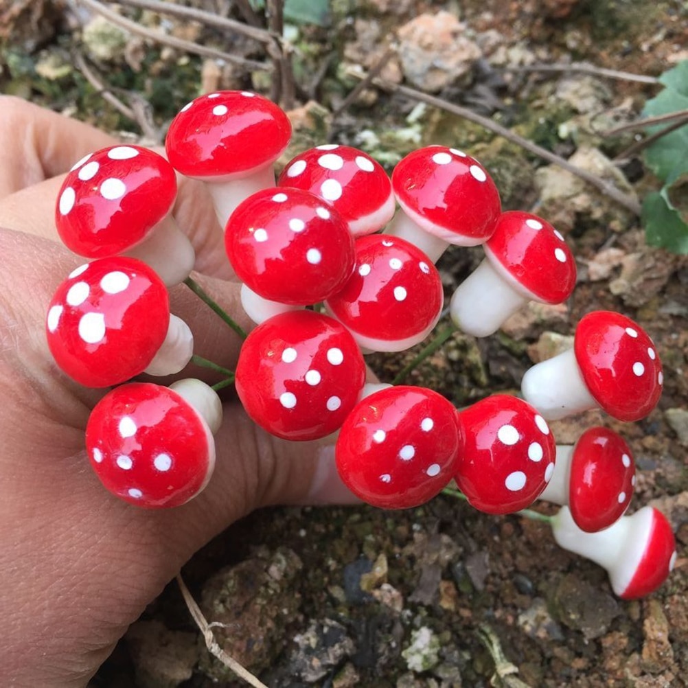 Toadstool Garden Ornaments Set (30pcs)