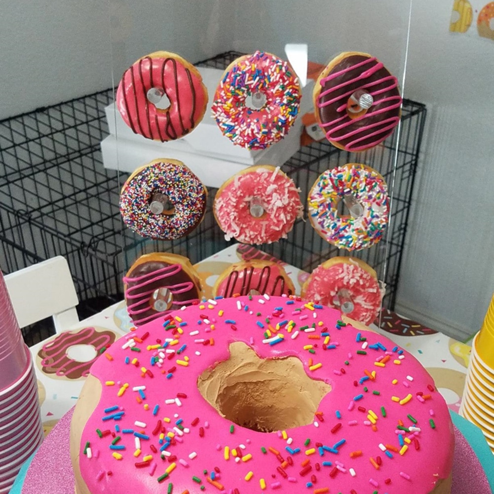 Transparent 9 Pillar Acrylic Donut Wall