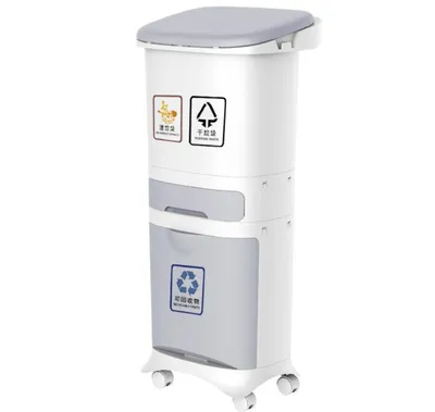 Trash Can with Wheels and Lid Trash Can with Wheels and Lid