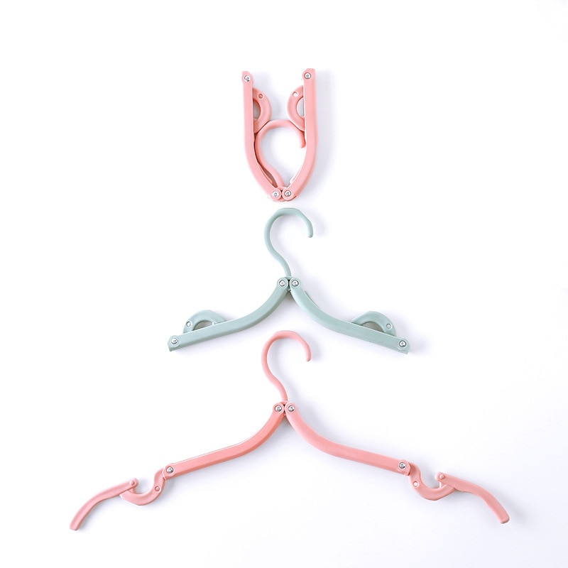 Travel Hangers Foldable Clothes Holders (4 pcs) Travel Hangers Foldable Clothes Holders (4 pcs)