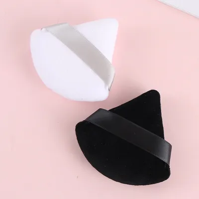 Triangle Makeup Powder Puff (2 pcs) Triangle Makeup Powder Puff (2 pcs)