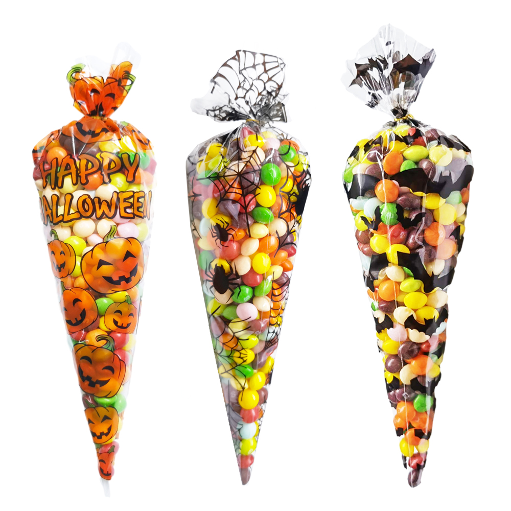 Trick or Treat Cellophane Halloween Treat Bags (50 pcs)