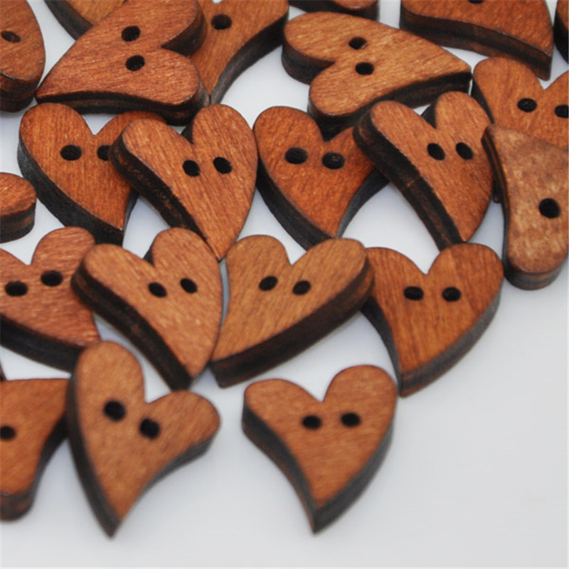 Two Holes Wooden Heart Buttons (50pcs)