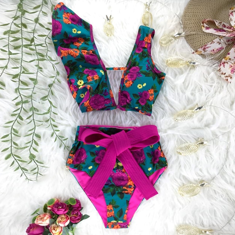 Two Piece Bathing Suit With Printed Design Two Piece Bathing Suit With Printed Design